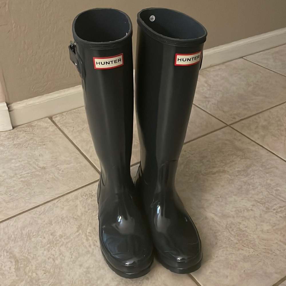 HUNTER ADJUSTABLE TALL RAIN BOOTS GRAY 6